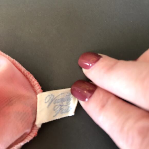 Vanity Fair Vintage Lace Nightgown - Picture 6 of 7